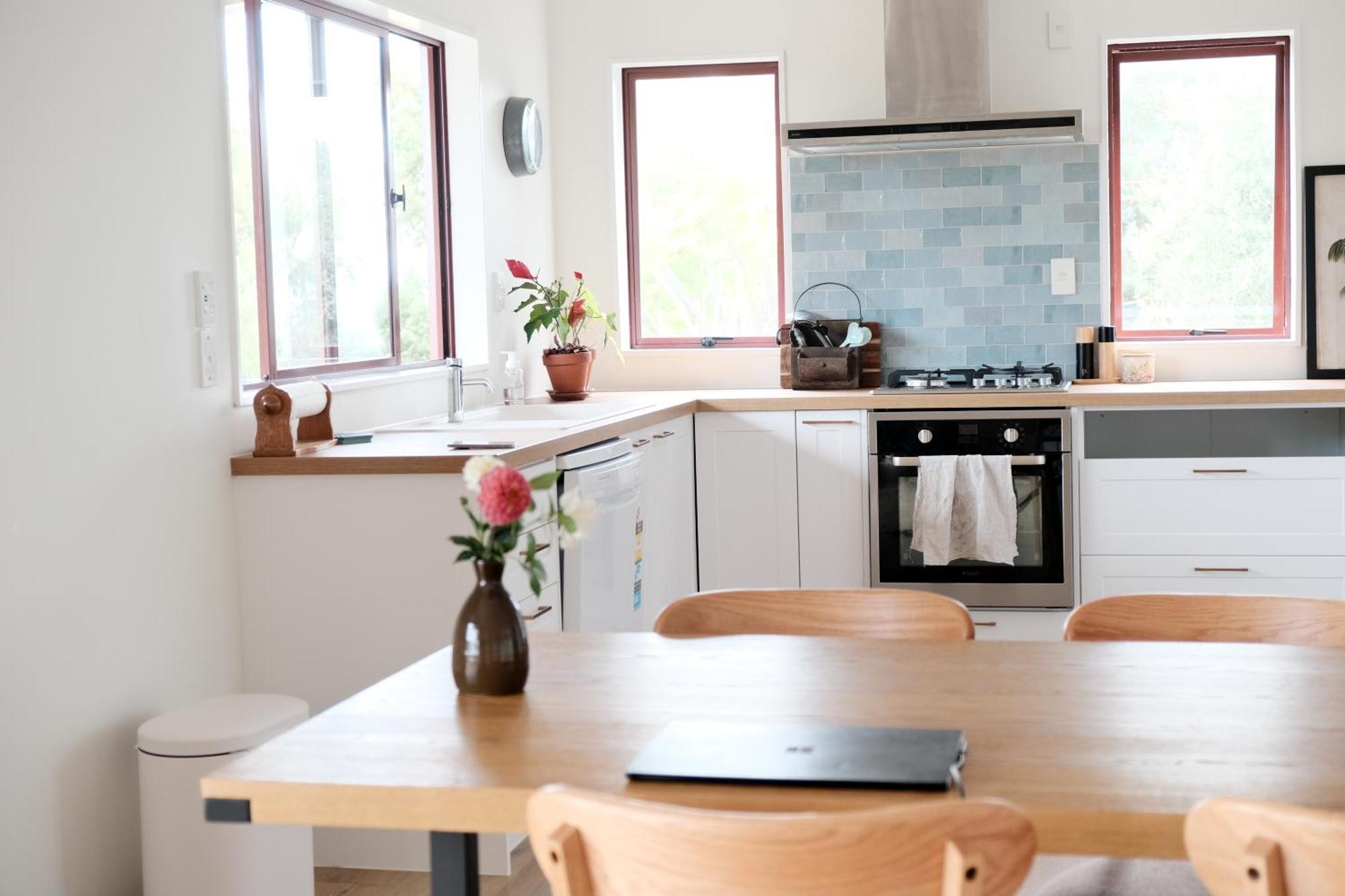 A Cabin With A Big View, Comfort And Tranquility, Close To Vines Martinborough Exterior photo